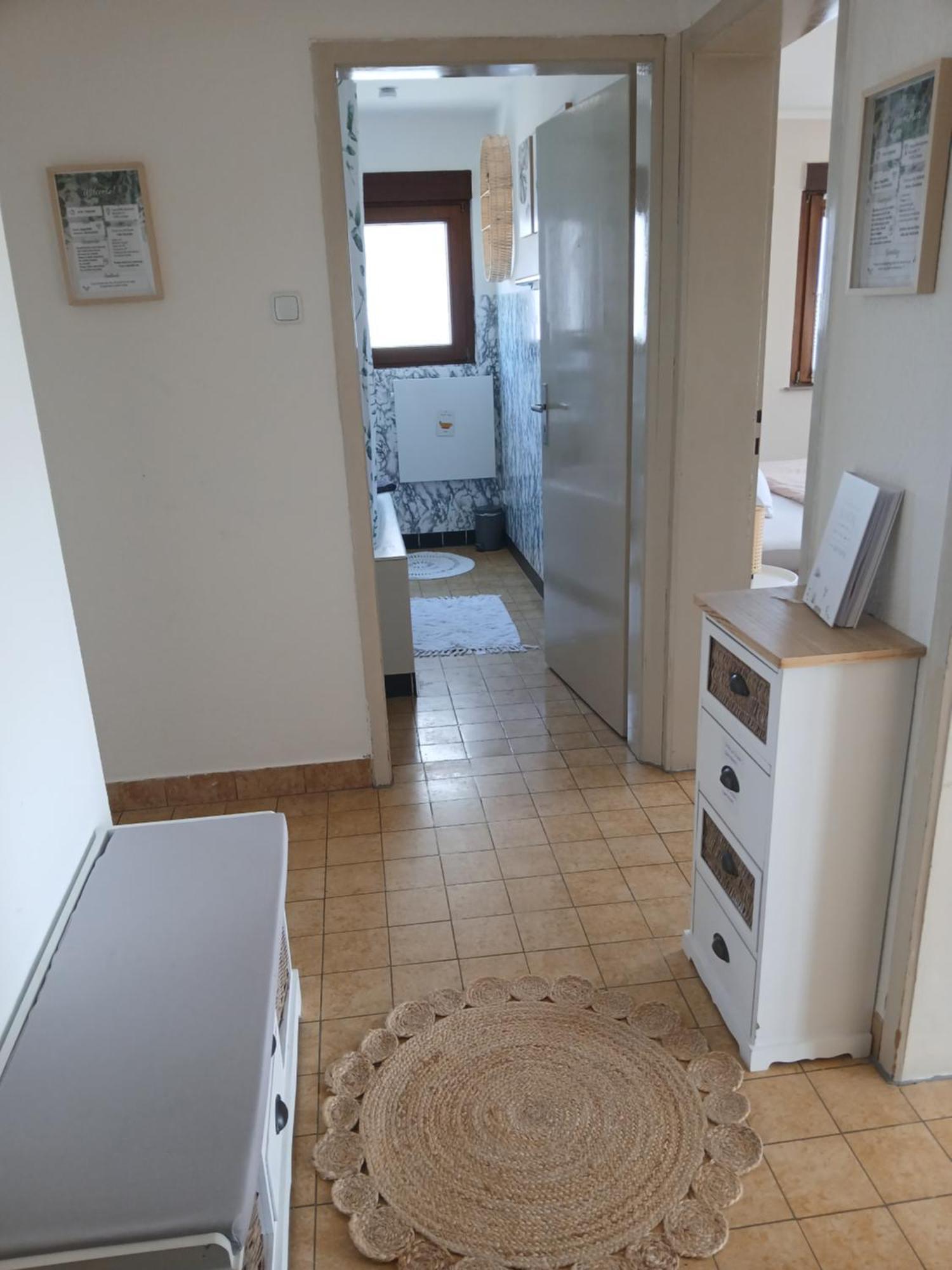 Happybnb Apartment Mit Sonniger Terrasse Lochgau Eksteriør bilde